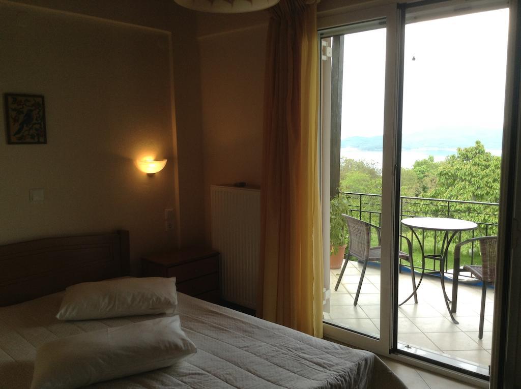 Guesthouse Lamprini Neochori  Room photo